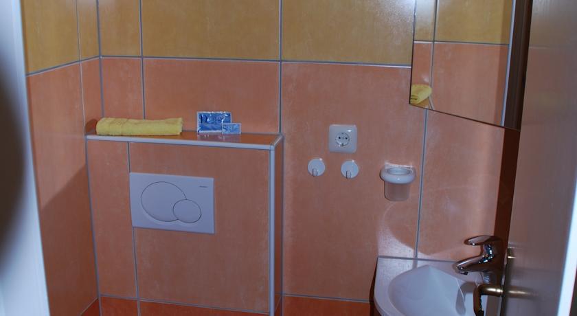 Rhoen Hotel Waldcafe St. Georg Staatsbad Bruckenau Bagian luar foto