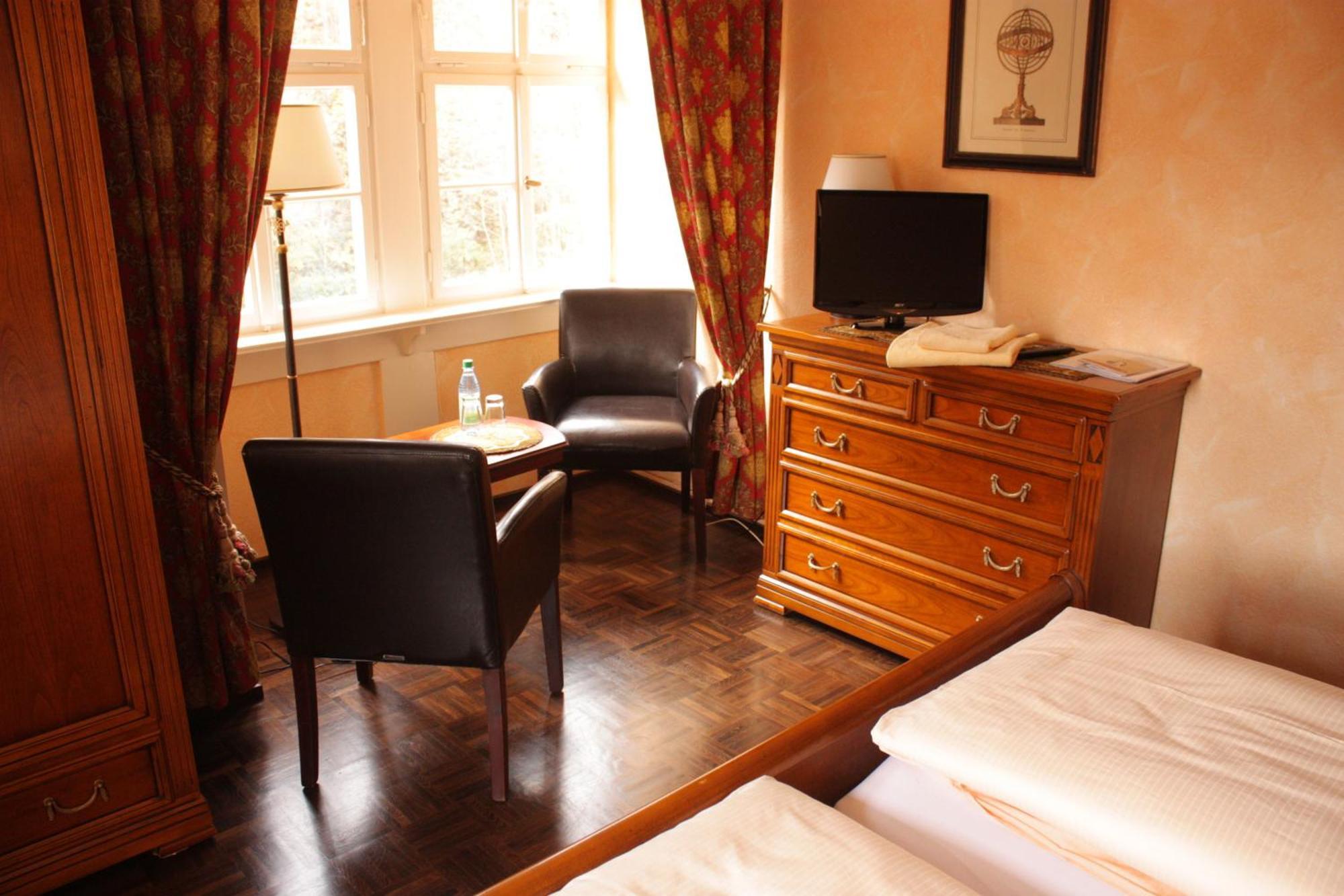 Rhoen Hotel Waldcafe St. Georg Staatsbad Bruckenau Ruang foto